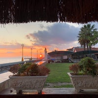 Foto tirada no(a) Palm Beach Otel por Cüneyt E. em 12/12/2019