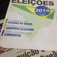 Photo taken at Jornal O Fluminense by Dara B. on 9/29/2014