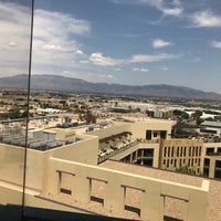 รูปภาพถ่ายที่ Hotel Albuquerque at Old Town โดย gabby b. เมื่อ 6/19/2021