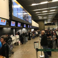 Photo taken at Check-in GOL by Mário M. on 9/17/2018