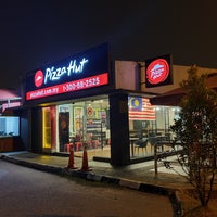 Review Pizza Hut Extreme Park