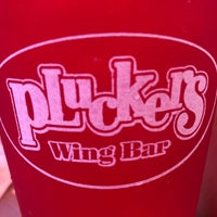 Photo taken at Pluckers Wing Bar by Manuel P. on 7/13/2019