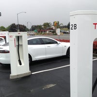 Photo taken at Tesla Supercharger by Veronica B. on 4/4/2013