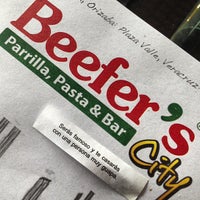 Foto tomada en Beefers City (Zavaleta ,Pue) Parrilla y Bar  por audrick c. el 1/20/2013