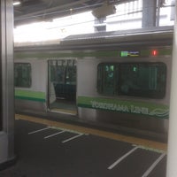 Photo taken at JR Platforms 2-3 by Haruhiko E. on 5/28/2016