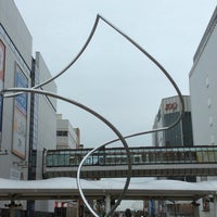 Photo taken at まほろデッキ (JR町田駅前デッキ) by Haruhiko E. on 11/2/2016