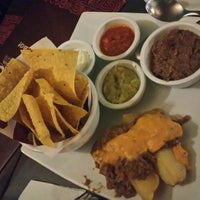 Das Foto wurde bei El Tambo Bar &amp;amp; Restaurante von Priscila L. am 12/7/2017 aufgenommen