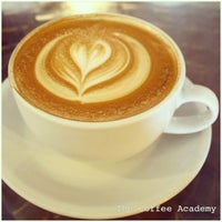 7/11/2013にAndres S.がThe Coffee Academyで撮った写真
