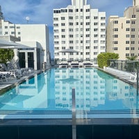 Foto tirada no(a) Gale South Beach, Curio Collection by Hilton por Ami D. em 7/4/2022