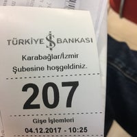 Photo taken at Türkiye İş Bankası by Selim B. on 12/4/2017