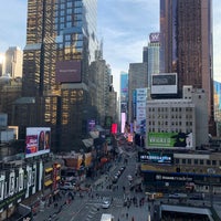 Foto diambil di Novotel New York Times Square oleh Peter B. pada 3/5/2020