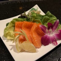 Das Foto wurde bei Midori Sushi and Martini Lounge von Edwin A. am 4/6/2024 aufgenommen