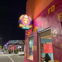 Photo taken at Fireman Derek&amp;#39;s Bake Shop &amp;amp; Cafe by Better🍀⏭⏰ on 7/22/2023