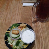 Photo taken at Chili&amp;#39;s Grill &amp;amp; Bar by pirooz p. on 8/25/2018