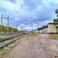 Photo taken at Ж/д станция Дорошиха by Sasha P. on 10/9/2017