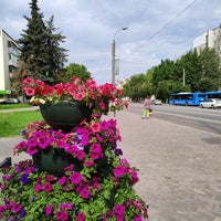 Photo taken at Остановка «ул. Зинаиды Конопляниковой» by Sasha P. on 6/25/2021