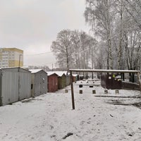 Photo taken at Гаражи по ул. Веселова by Sasha P. on 12/1/2020