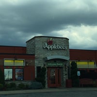 Photo taken at Applebee&amp;#39;s Grill + Bar by Jessica P. on 6/29/2016