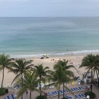 2/7/2020 tarihinde Jessica P.ziyaretçi tarafından Ocean Sky Hotel &amp;amp; Resort'de çekilen fotoğraf