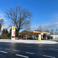 Photo taken at Shell by T. H. on 1/19/2024