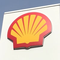 Photo taken at Shell by T. H. on 3/6/2019