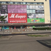 Photo taken at Остановка «Универмаг „Москва“» by Dimоn7️⃣8️⃣ on 8/19/2016