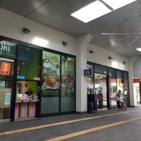 Das Foto wurde bei White Sands Shopping Centre von Jarrett O. am 10/14/2017 aufgenommen