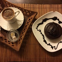 Foto tomada en Melza&amp;#39;s Cafe  por Aşkın D. el 3/11/2015