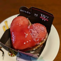 Photo taken at Mister Donut by ogu r. on 2/12/2022