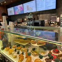 Photo taken at Starbucks by Khalaf A. on 2/13/2023
