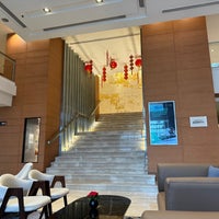 Das Foto wurde bei Courtyard by Marriott Bangkok von ぜろ am 2/11/2024 aufgenommen