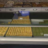 hakan usta baklavalari lieu servant des desserts