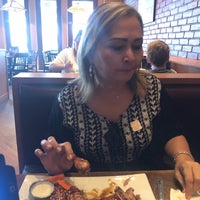 Photo taken at UNO Pizzeria &amp; Grill by Luis O. on 5/31/2019