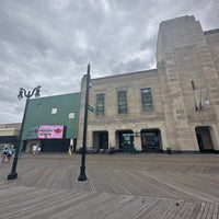 Photo taken at Boardwalk Hall by Luis O. on 8/8/2023