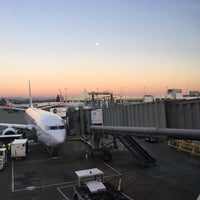 Gate N4 Now Closed North Satellite