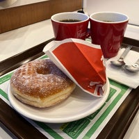 Photo taken at Mister Donut by SE037 on 1/1/2022
