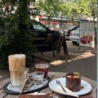 6/10/2023 tarihinde Betul K.ziyaretçi tarafından Berliner Kaffeerösterei'de çekilen fotoğraf