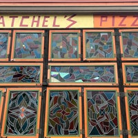 Photo taken at Satchel&amp;#39;s Pizza by Jehan E. on 4/1/2023