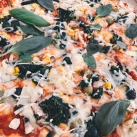 Foto tirada no(a) Pizza Letná por Adley em 6/4/2021
