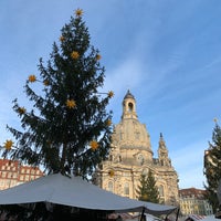 Photo taken at Advent auf dem Neumarkt by Thomas S. on 12/11/2019