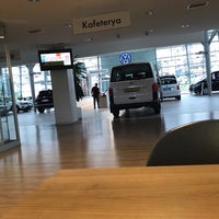 Photo taken at Bahadır Otomotiv VW Audi Yetkili Satıcı ve Servisi by Ahmet D. on 11/22/2018