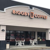 Foto tomada en Biggby Coffee  por Neal E. el 2/22/2018