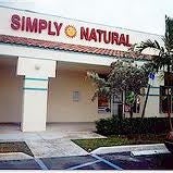 Das Foto wurde bei Simply Natural Café von New Times Broward Palm Beach am 8/5/2014 aufgenommen