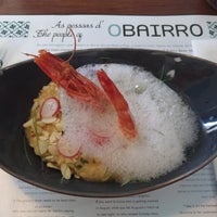 Foto tirada no(a) O Bairro por Rebeca L. em 9/24/2018