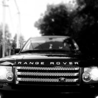 Photo taken at Land Rover Service by Vitruvian on 8/9/2013