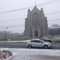 Photo taken at Metropolitan Memorial United Methodist Church by Kevin L. on 12/8/2013