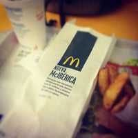 Foto tomada en McDonald&amp;#39;s  por Rafa M. el 10/8/2012
