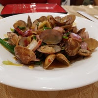10/20/2018 tarihinde Niko K.ziyaretçi tarafından Jing Chinese Restaurant'de çekilen fotoğraf