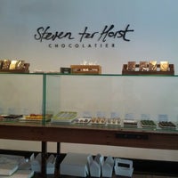Photo taken at Steven ter Horst Chocolatier by Hing-Wah K. on 1/12/2013