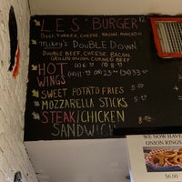 10/7/2018にTaisiia I.がMikey&amp;#39;s Burgerで撮った写真